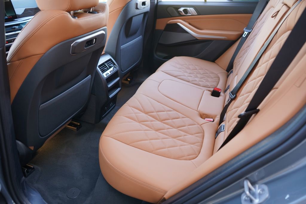 New 2026 BMW X5 sDrive40i w/ Premium Package image 19