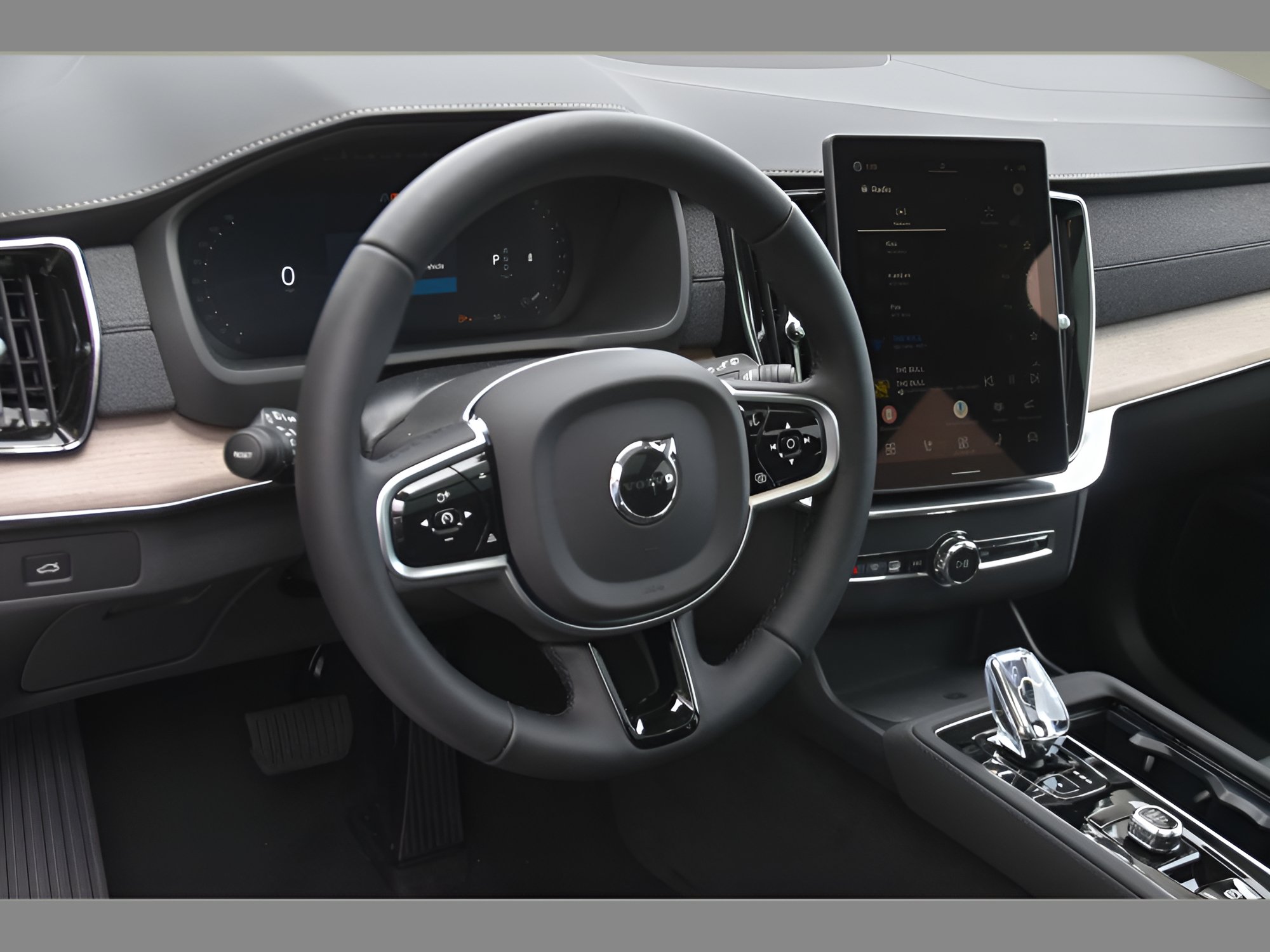 Used 2026 Volvo XC90 B5 Core w/ Protection Package Premier AWD/4WD image 12