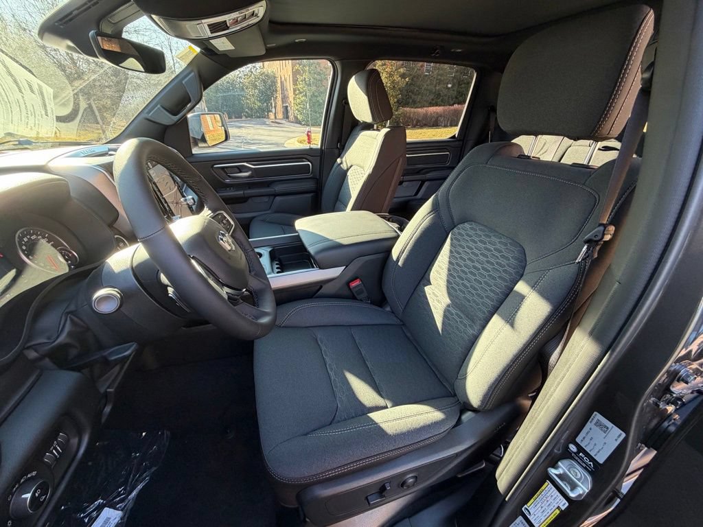 New 2026 RAM 1500 Big Horn AWD/4WD image 16