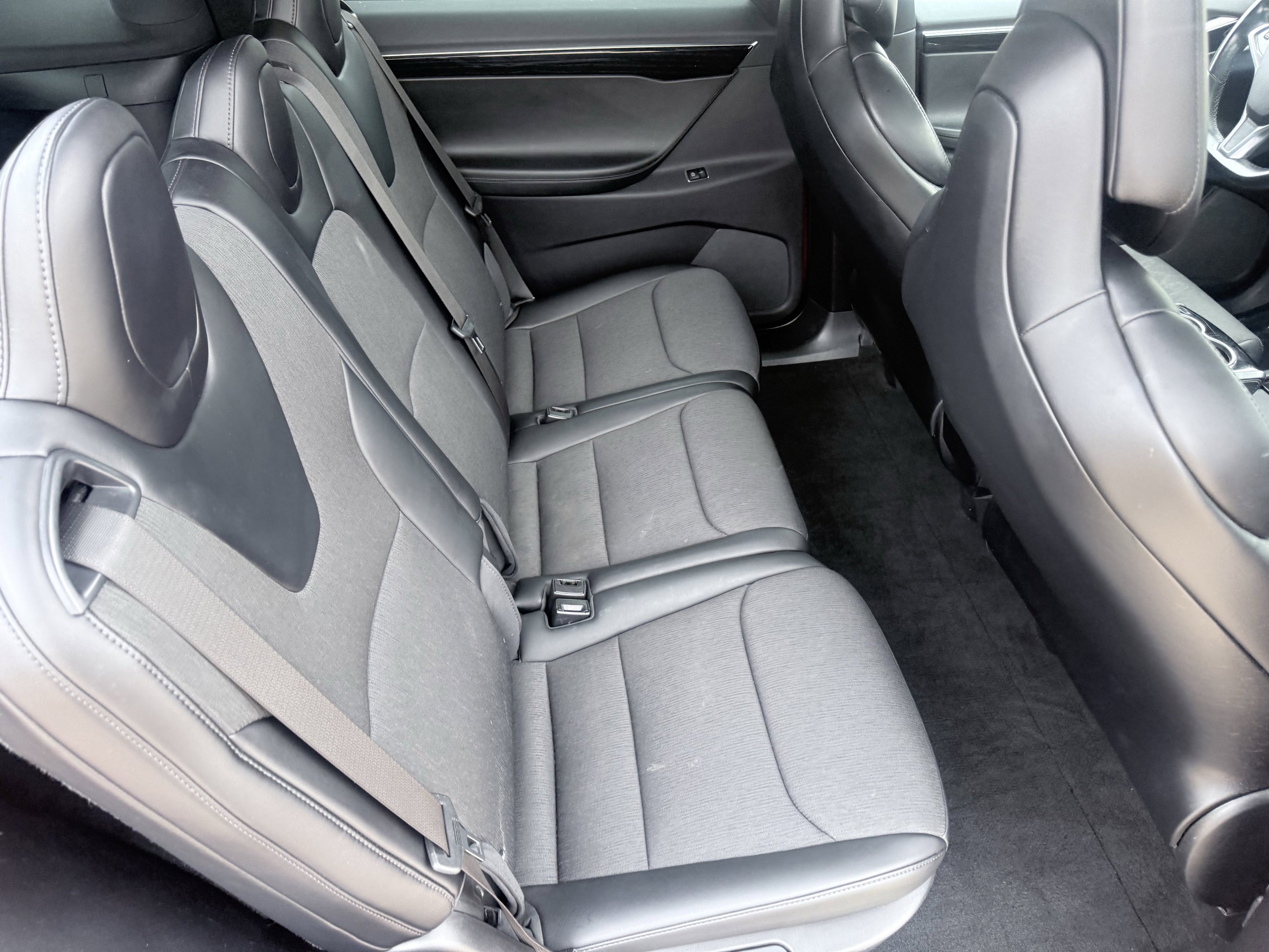 Used 2017 Tesla Model X 75D image 53