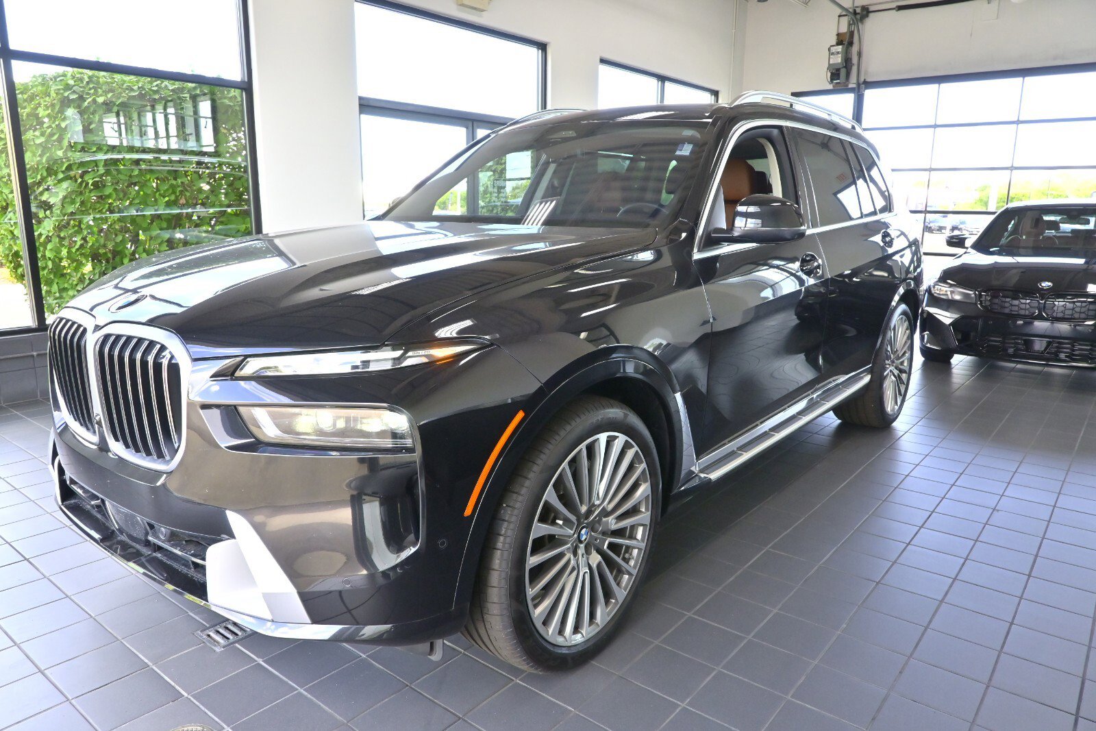 Certified 2023 BMW X7 xDrive40i w/ Executive Package image 7