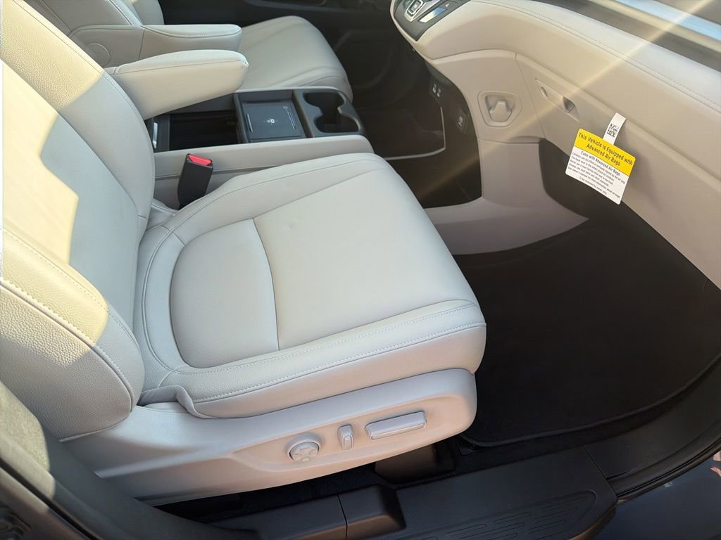 Certified 2026 Honda Odyssey EX-L image 28