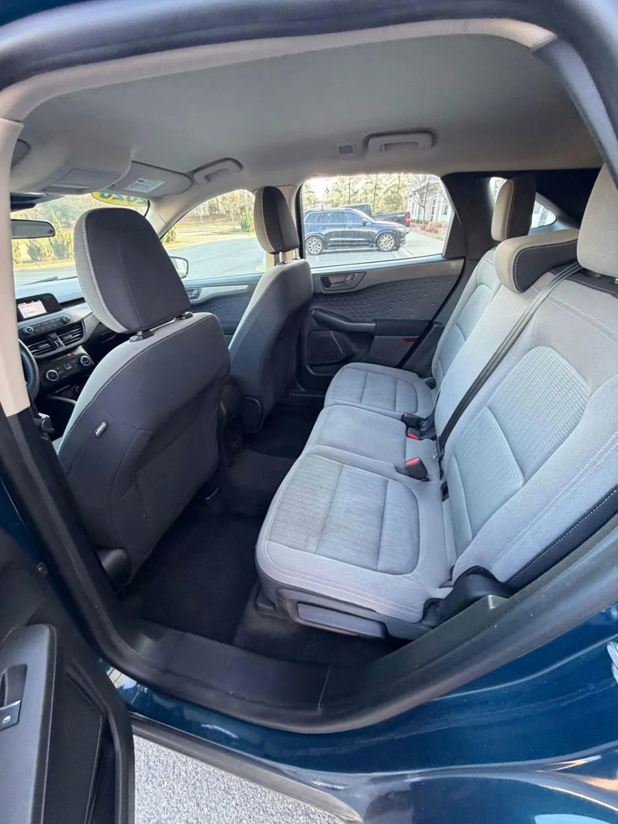 Used 2020 Ford Escape S image 21