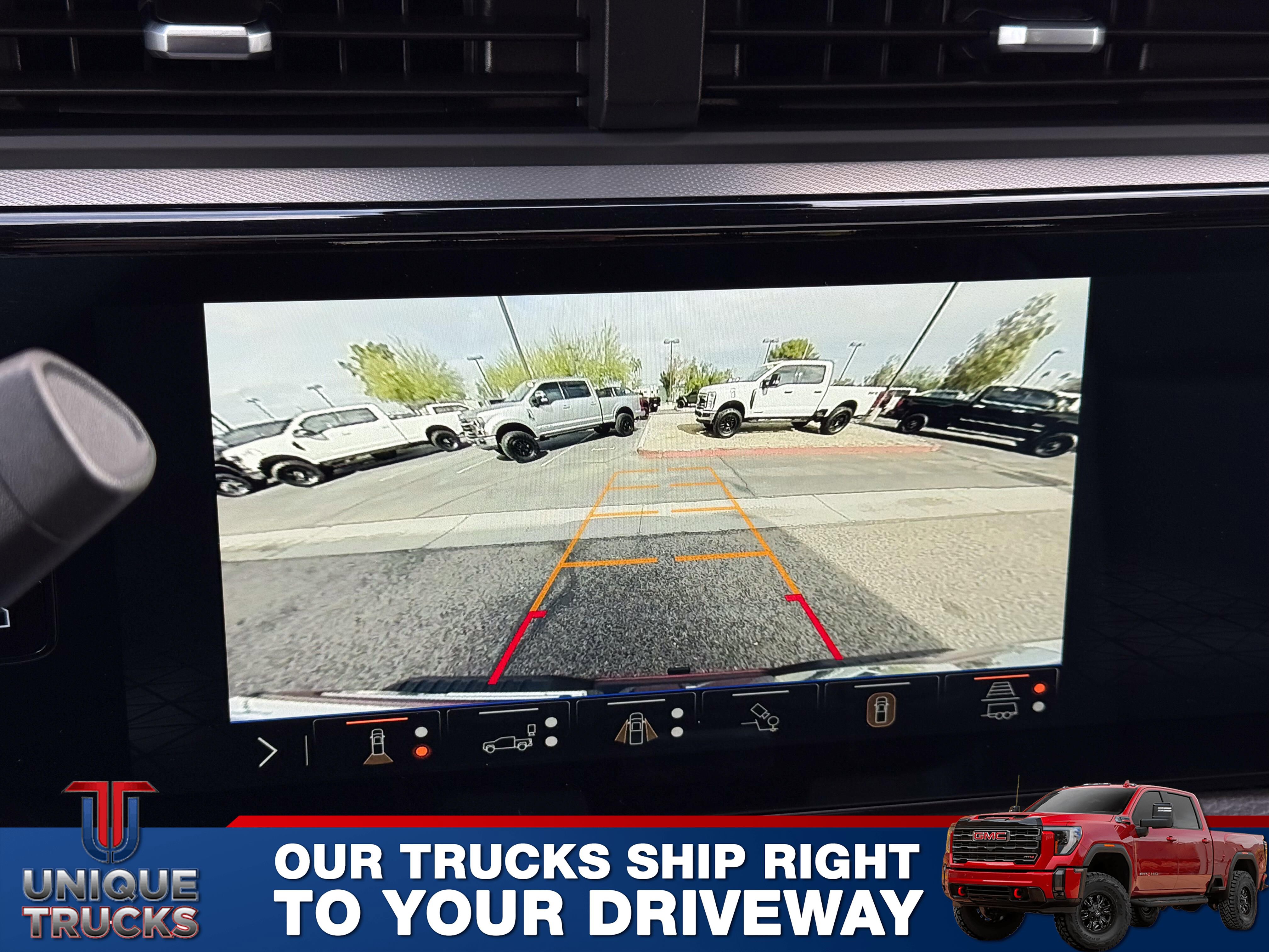 Used 2024 GMC Sierra 2500 Denali w/ Technology Package image 38