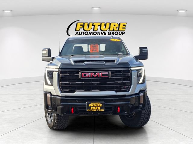 Used 2024 GMC Sierra 2500 AT4X AWD/4WD image 2