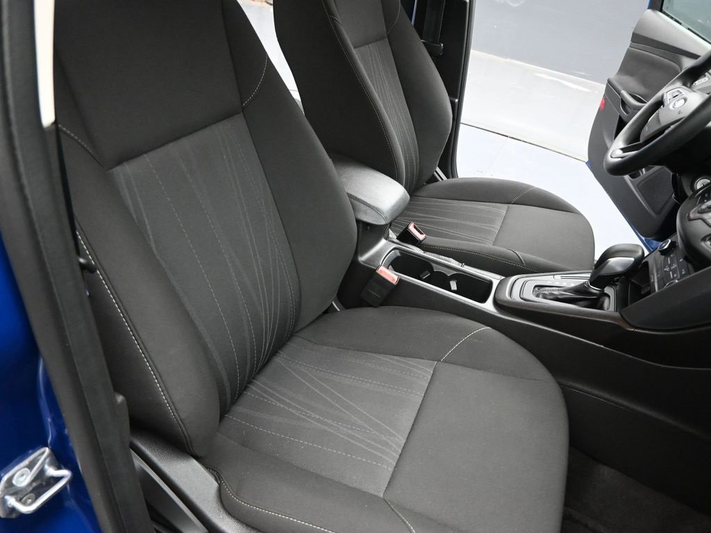 Used 2018 Ford Focus SE image 25