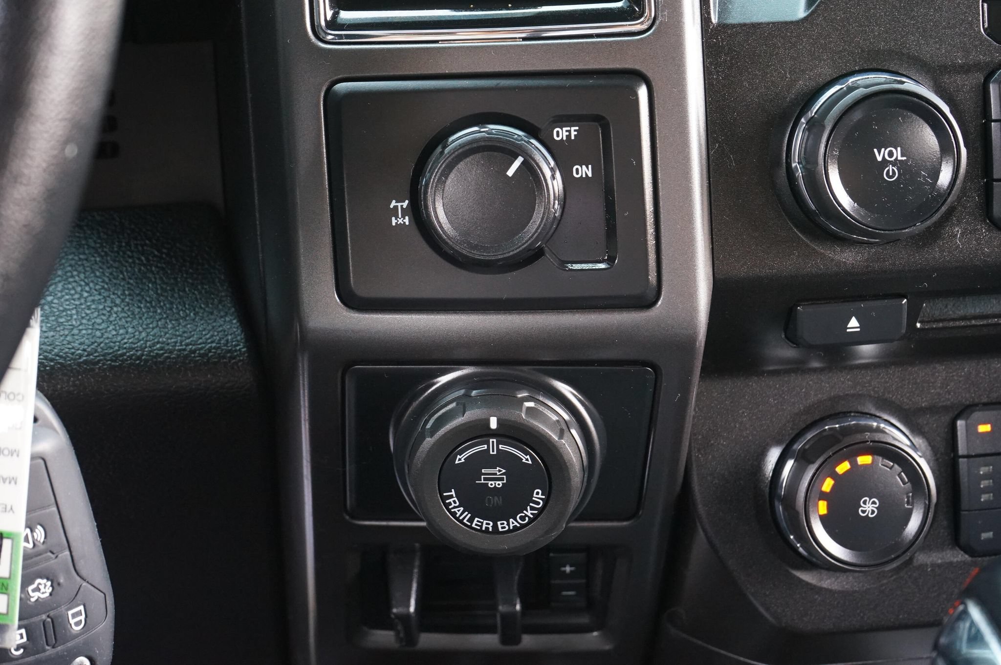 Used 2018 Ford F150 XLT w/ Equipment Group 302A Luxury RWD image 21