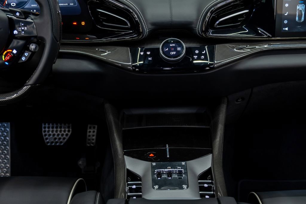 Used 2024 Ferrari Purosangue image 56