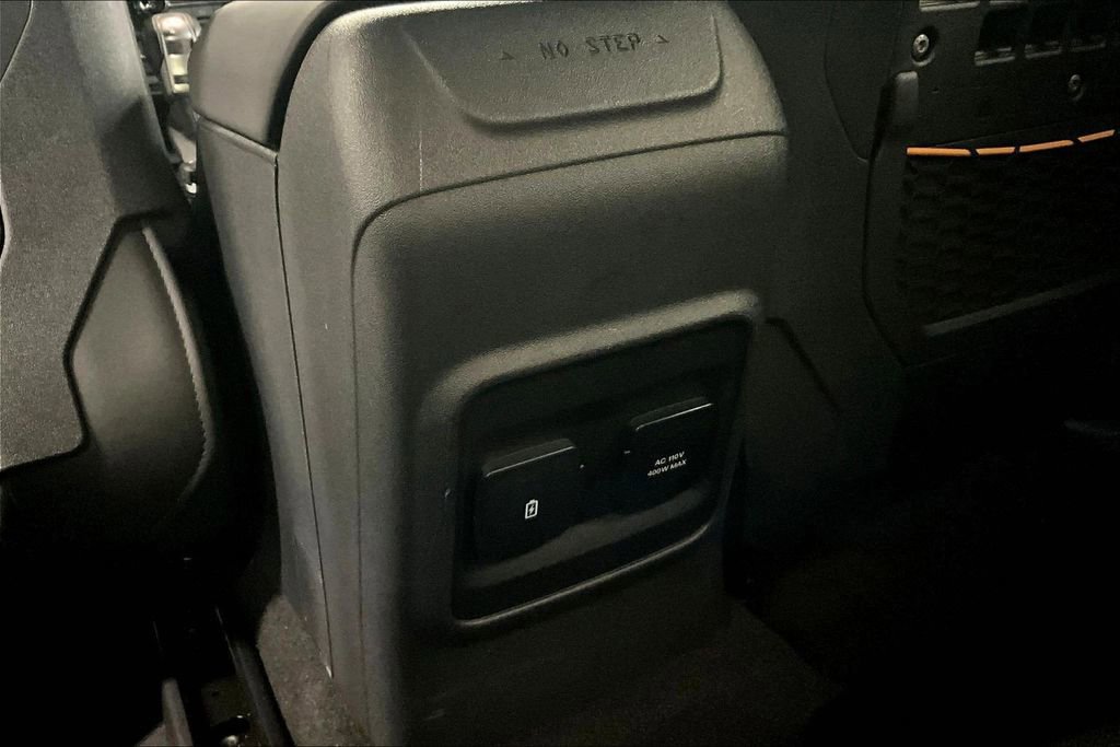 Used 2024 Ford Bronco Badlands AWD/4WD image 10