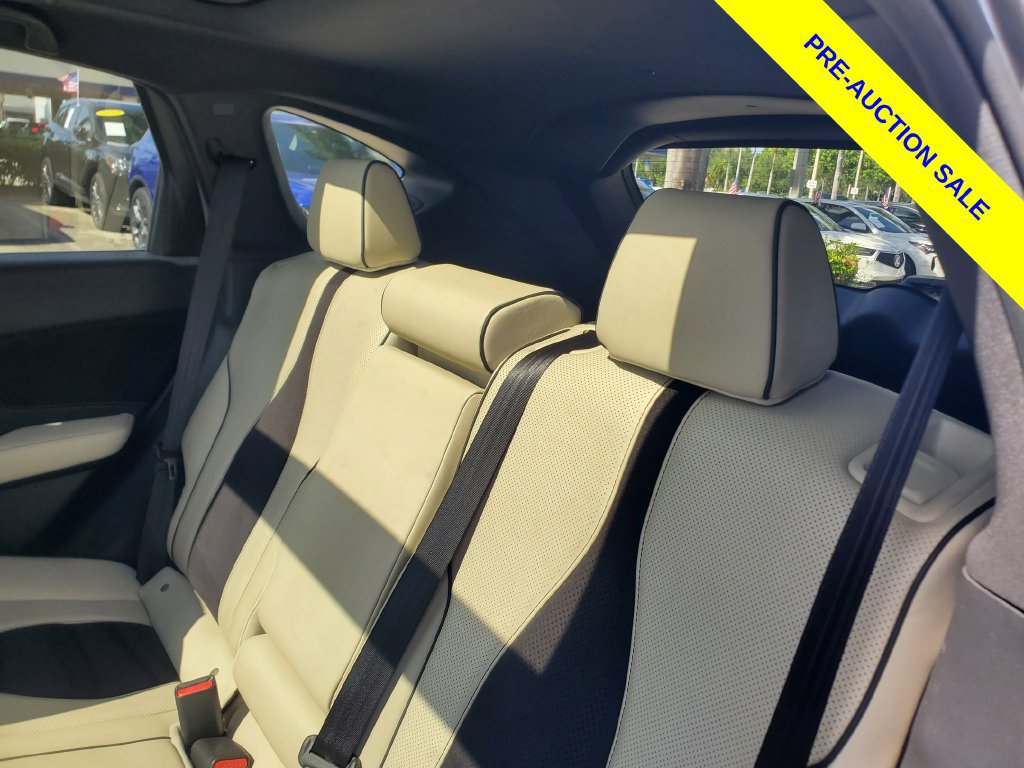 Used 2025 Acura RDX w/ Advance Package AWD/4WD image 13