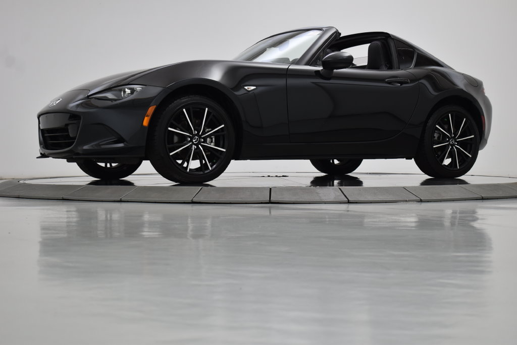 Certified 2025 MAZDA MX-5 Miata RF Grand Touring RWD image 16