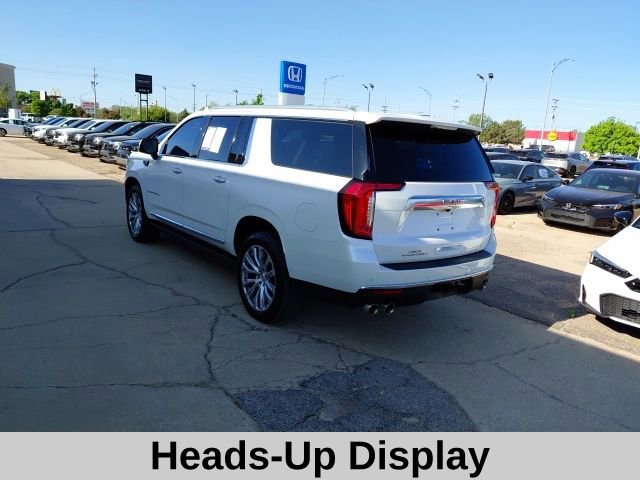 Used 2022 GMC Yukon XL Denali AWD/4WD image 7