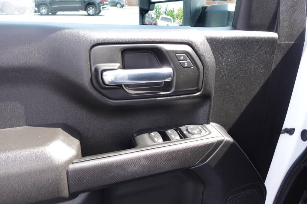 Used 2024 Chevrolet Silverado 1500 W/T w/ WT Value Package AWD/4WD image 15
