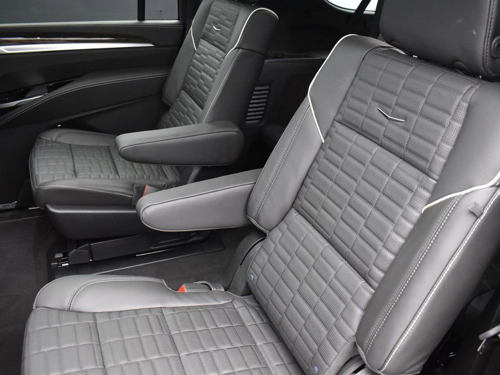 Certified 2026 Cadillac Escalade ESV Platinum Sport w/ LPO, ONYX Package image 28