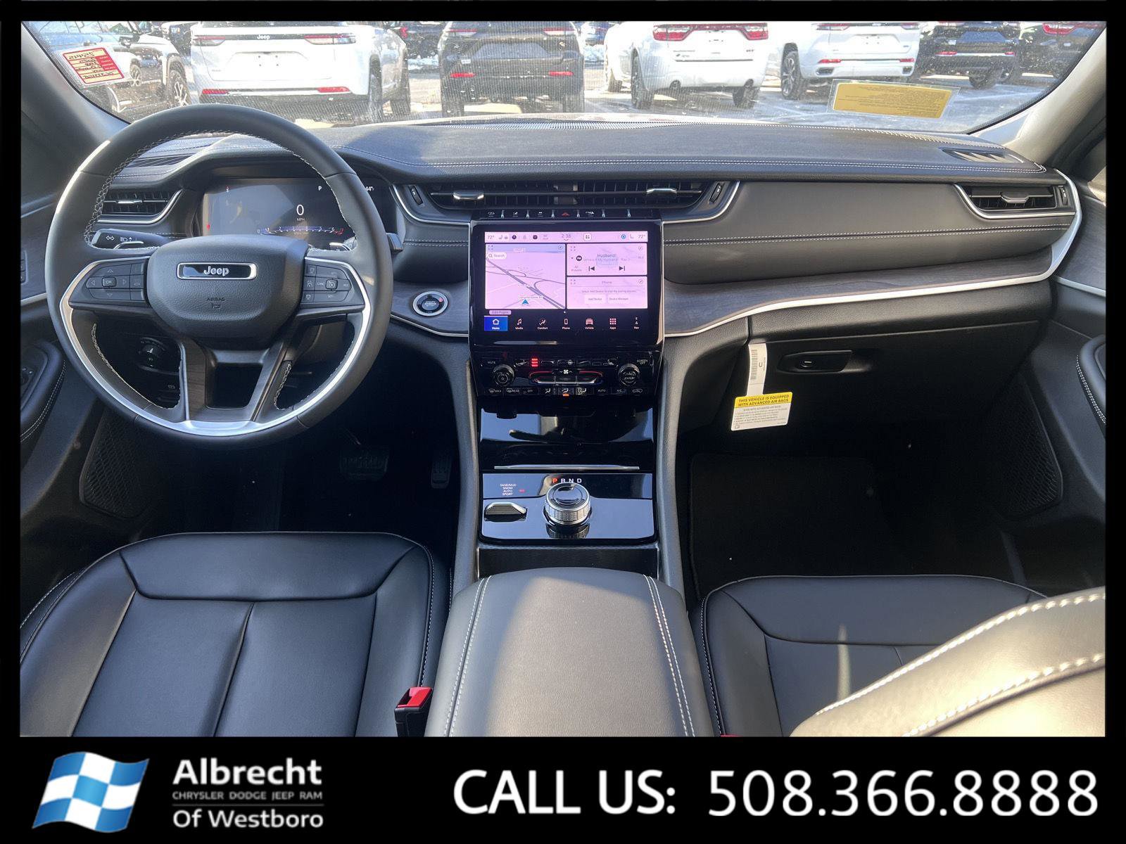 New 2025 Jeep Grand Cherokee Limited w/ Trailer Tow Package image 18