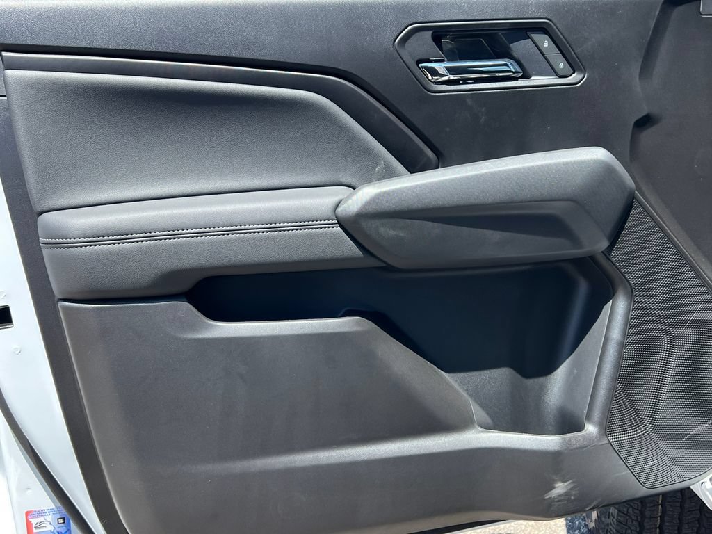 New 2026 GMC Canyon Elevation w/ LPO, Black Badging Package AWD/4WD image 16
