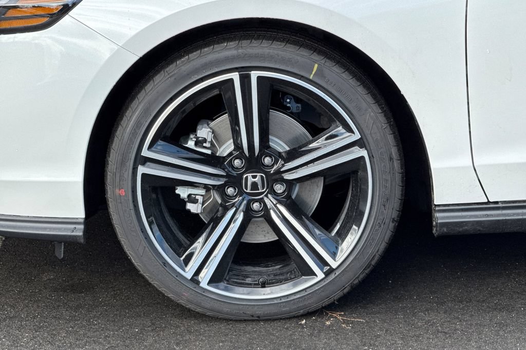 Used 2026 Honda Accord Sport image 30