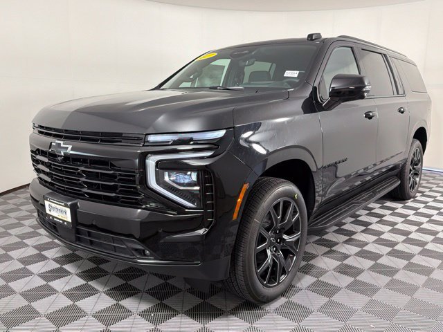 New 2027 Chevrolet Suburban RST w/ Advanced Technology Package AWD/4WD image 2