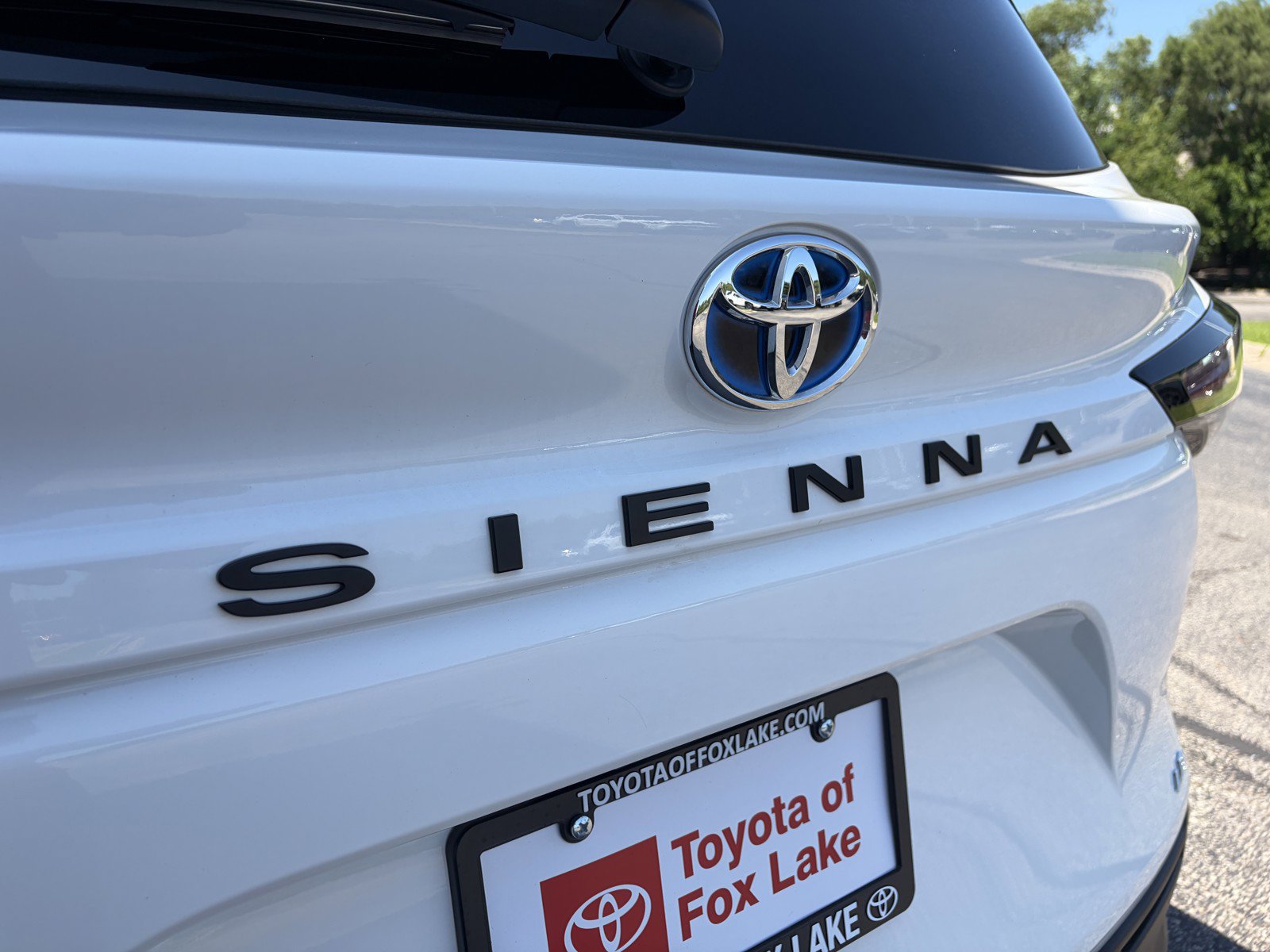 New 2025 Toyota Sienna LE w/ LE Plus Package AWD/4WD image 30