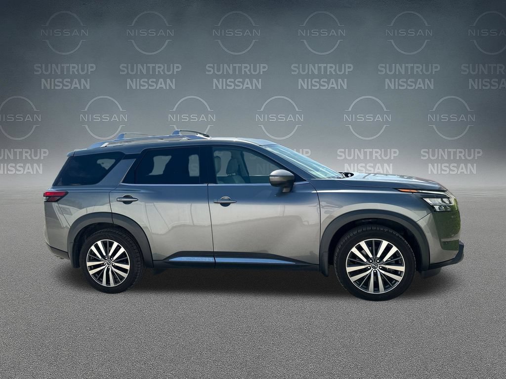 Used 2022 Nissan Pathfinder Platinum w/ Cargo Package FWD image 39