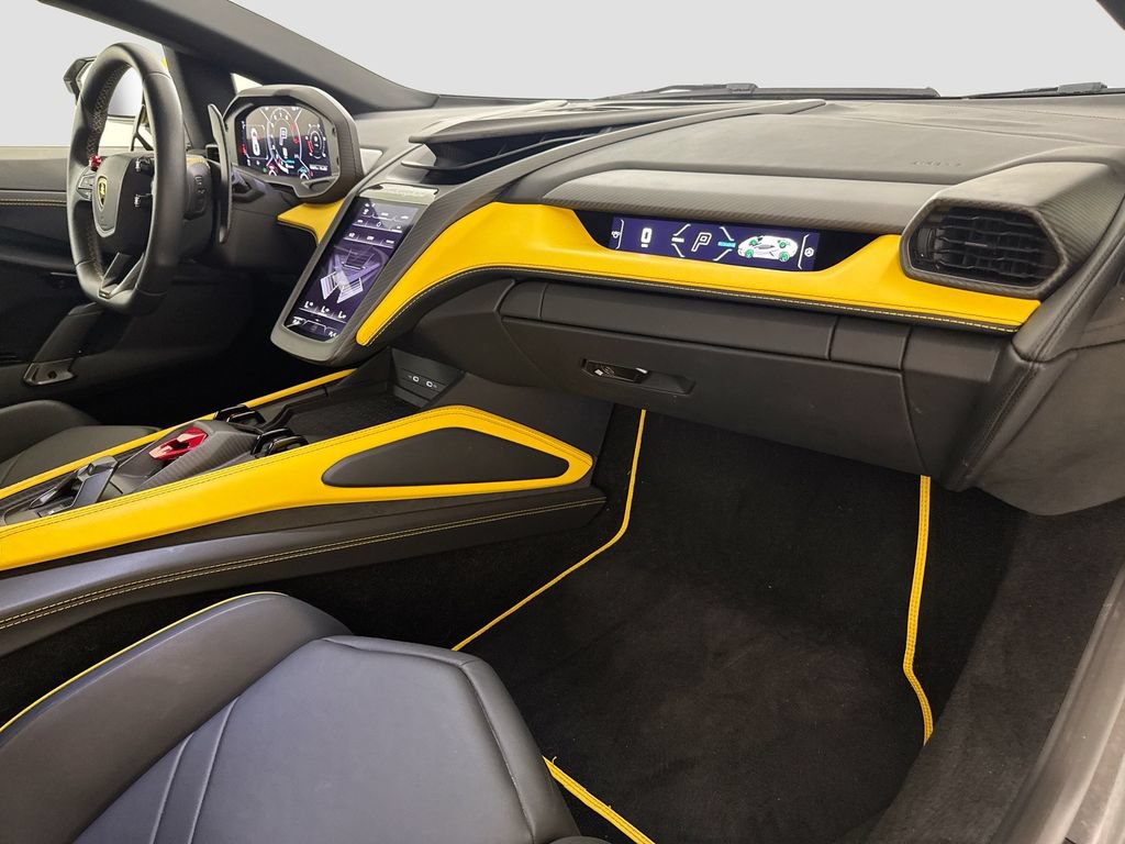 Used 2024 Lamborghini Revuelto AWD/4WD image 30