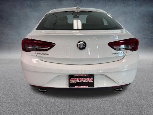 Used 2018 Buick Regal Preferred image 8