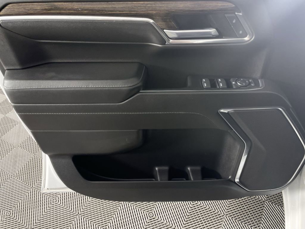 Used 2022 GMC Sierra 1500 SLE image 21