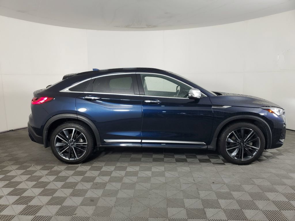 Used 2025 INFINITI QX55 Luxe w/ Accent Package image 3