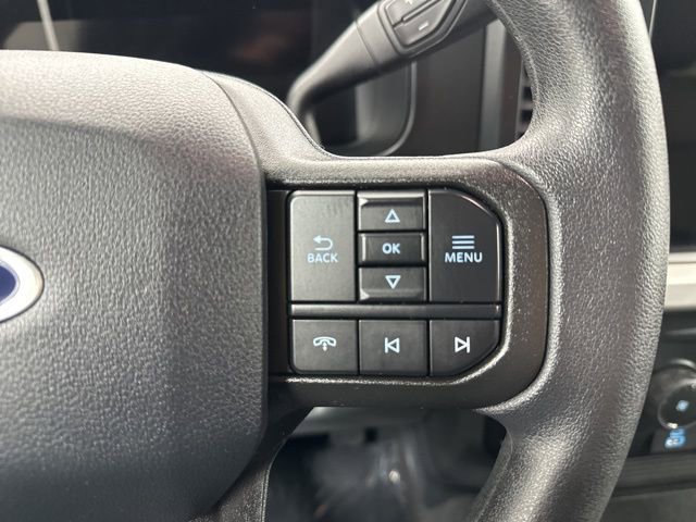 Used 2025 Ford F250 XLT w/ Black Appearance Package image 15