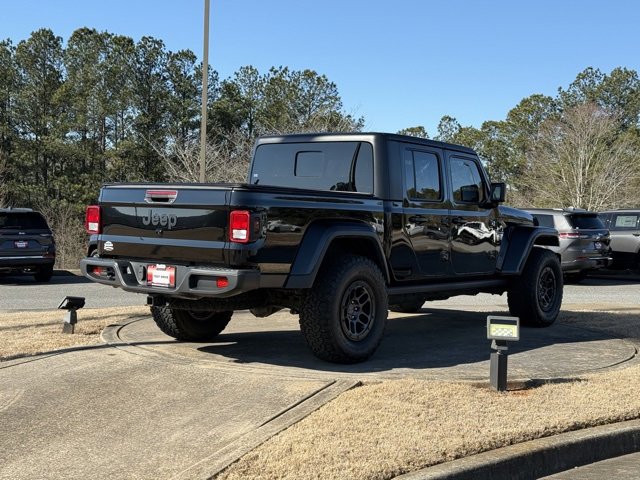 Used 2023 Jeep Gladiator Willys image 7