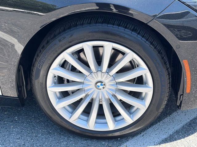 Used 2022 BMW 740i xDrive AWD/4WD image 11