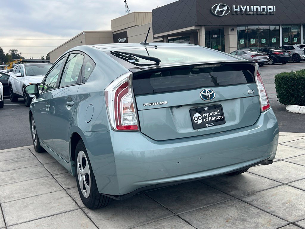 Used 2015 Toyota Prius Three w/ Solar Roof Package FWD image 11