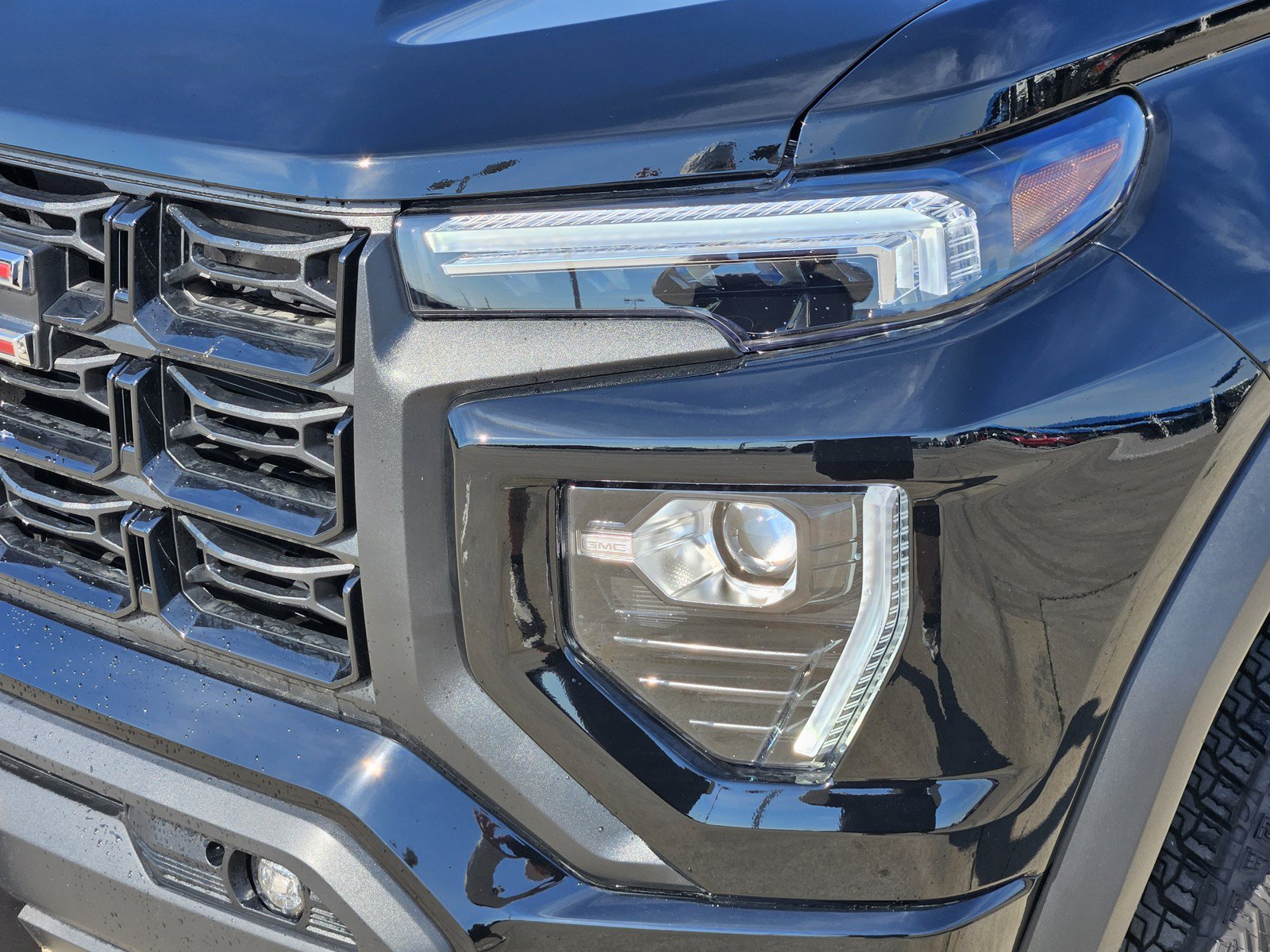 New 2026 GMC Canyon Elevation w/ Convenience Package RWD image 5