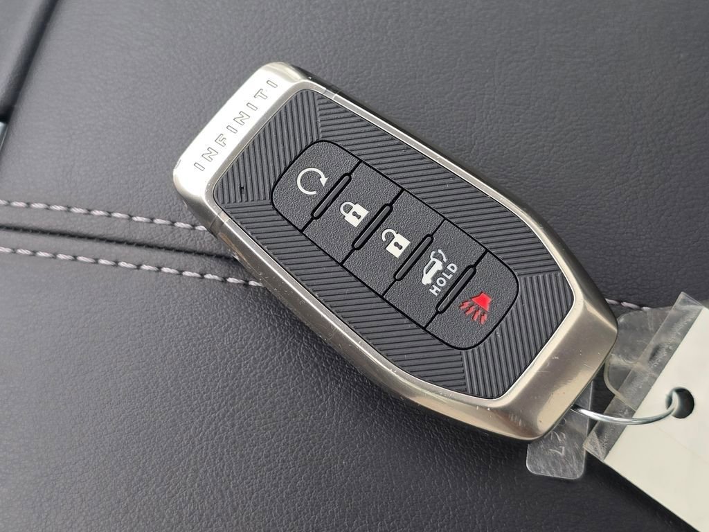 Certified 2025 INFINITI QX60 Luxe image 33