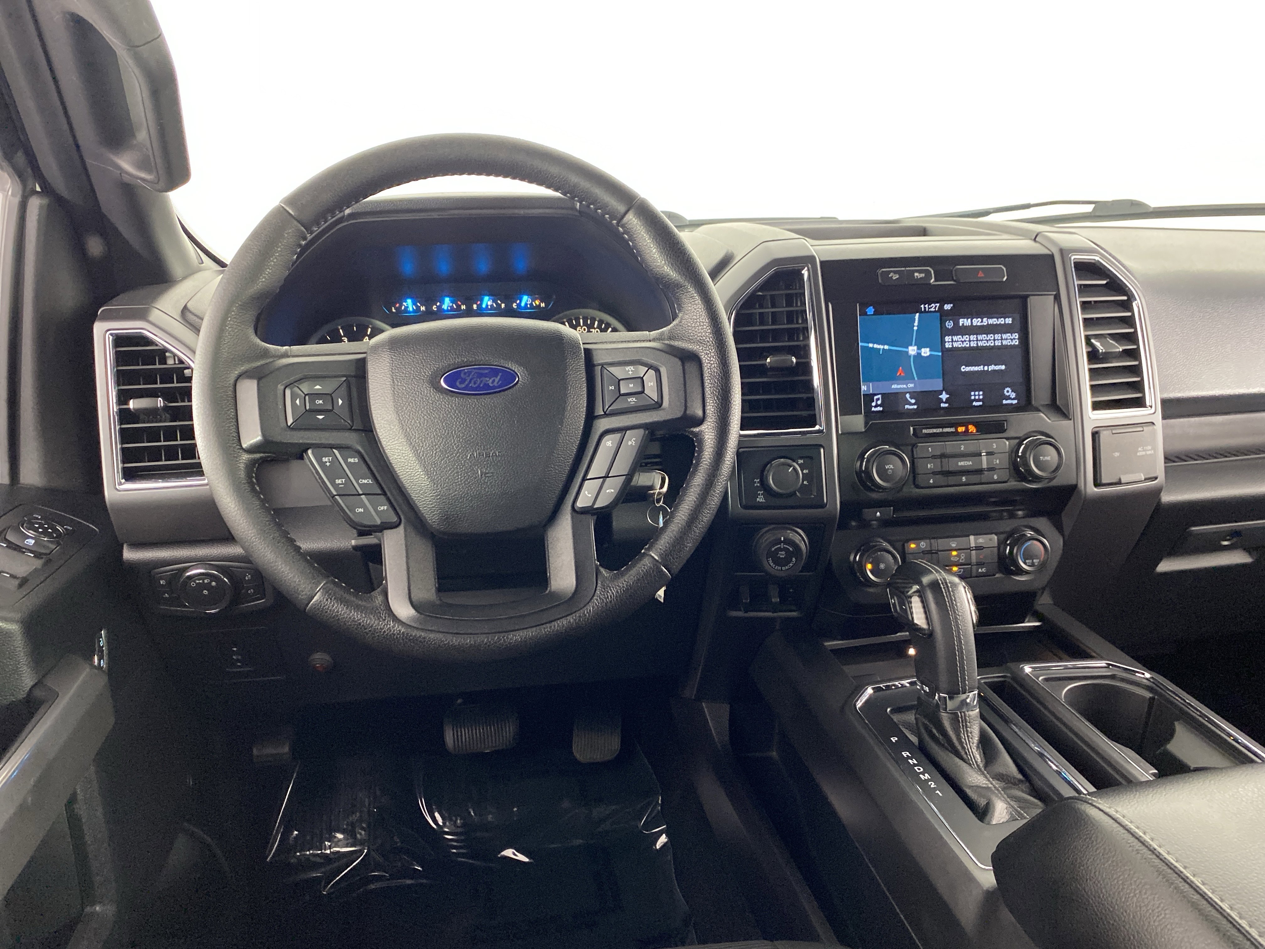 Used 2016 Ford F150 XLT w/ Equipment Group 302A Luxury AWD/4WD image 19