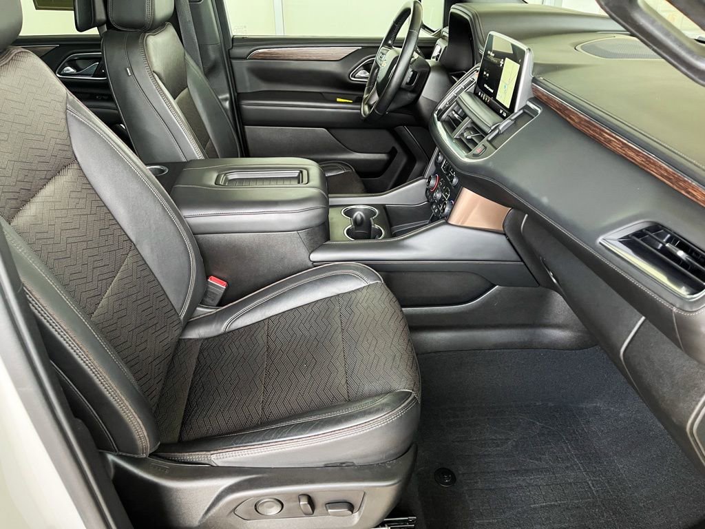 Used 2021 Chevrolet Suburban High Country w/ Premium Package image 36