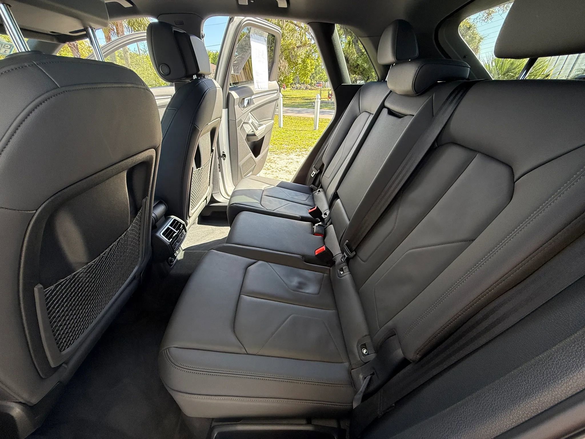 Used 2025 Audi Q3 2.0T Premium image 17
