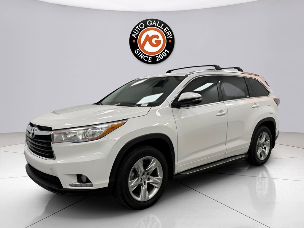 Used 2015 Toyota Highlander Limited image 3