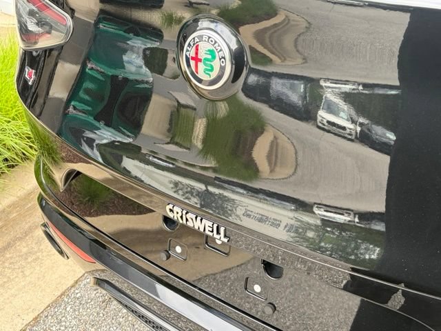 Used 2024 Alfa Romeo Stelvio Veloce AWD/4WD image 17