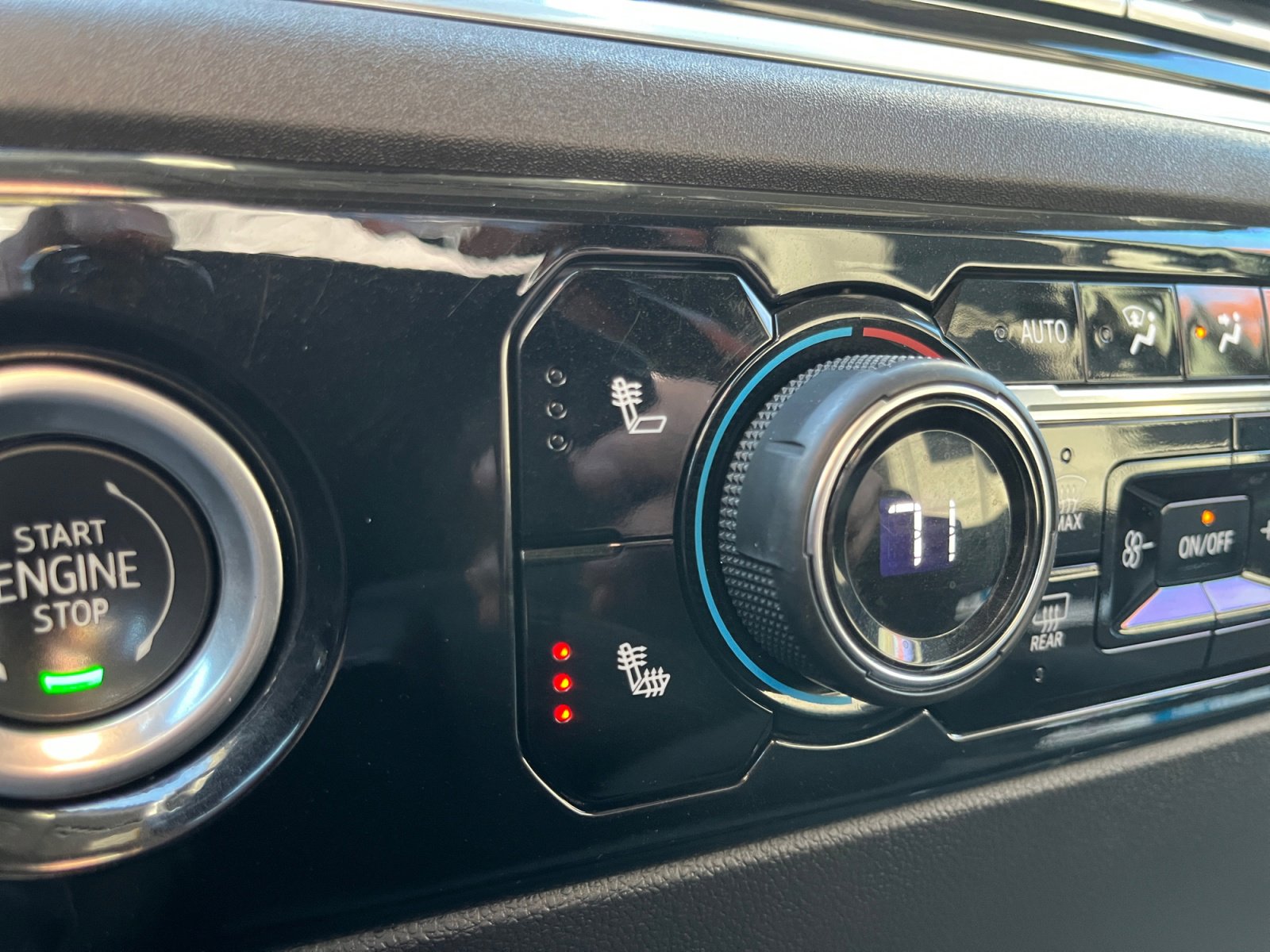 Used 2022 Chevrolet Silverado 1500 RST image 21