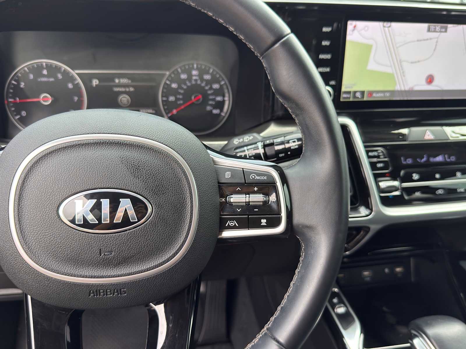 Certified 2021 Kia Sorento SX FWD image 18