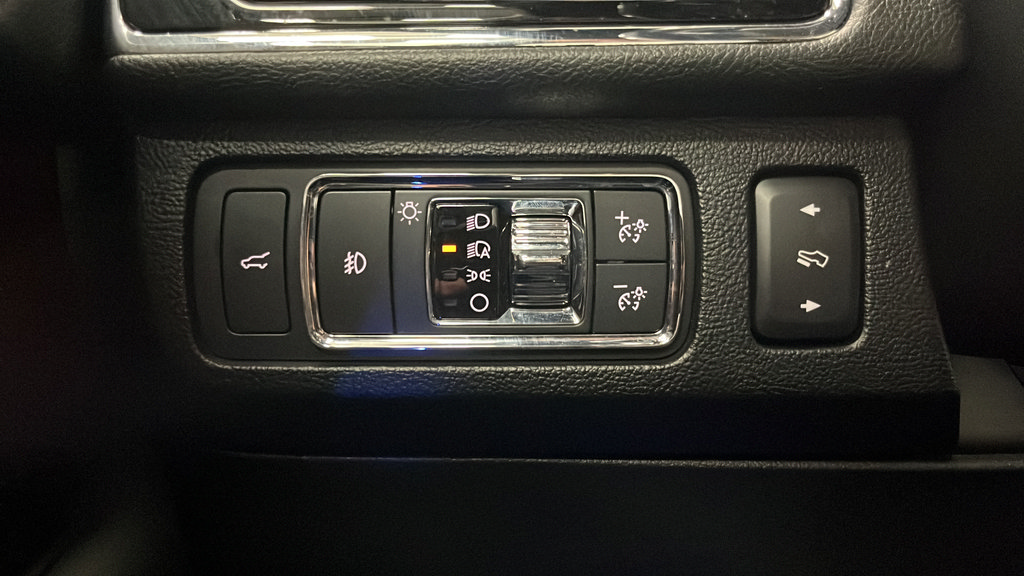 Used 2022 Lincoln Navigator L Reserve AWD/4WD image 31