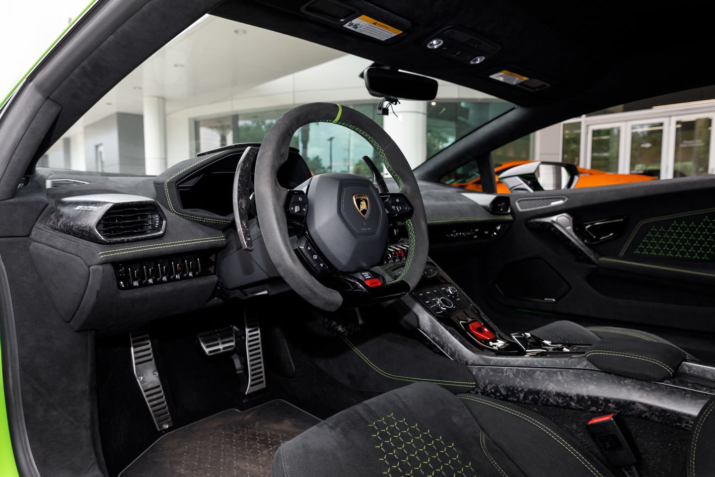 Used 2018 Lamborghini Huracan Performante AWD/4WD image 50