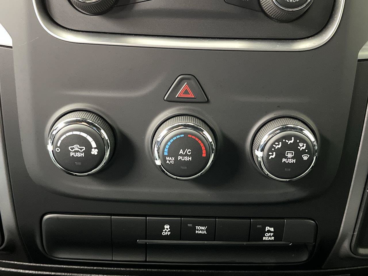 Used 2023 RAM 1500 Warlock AWD/4WD image 17