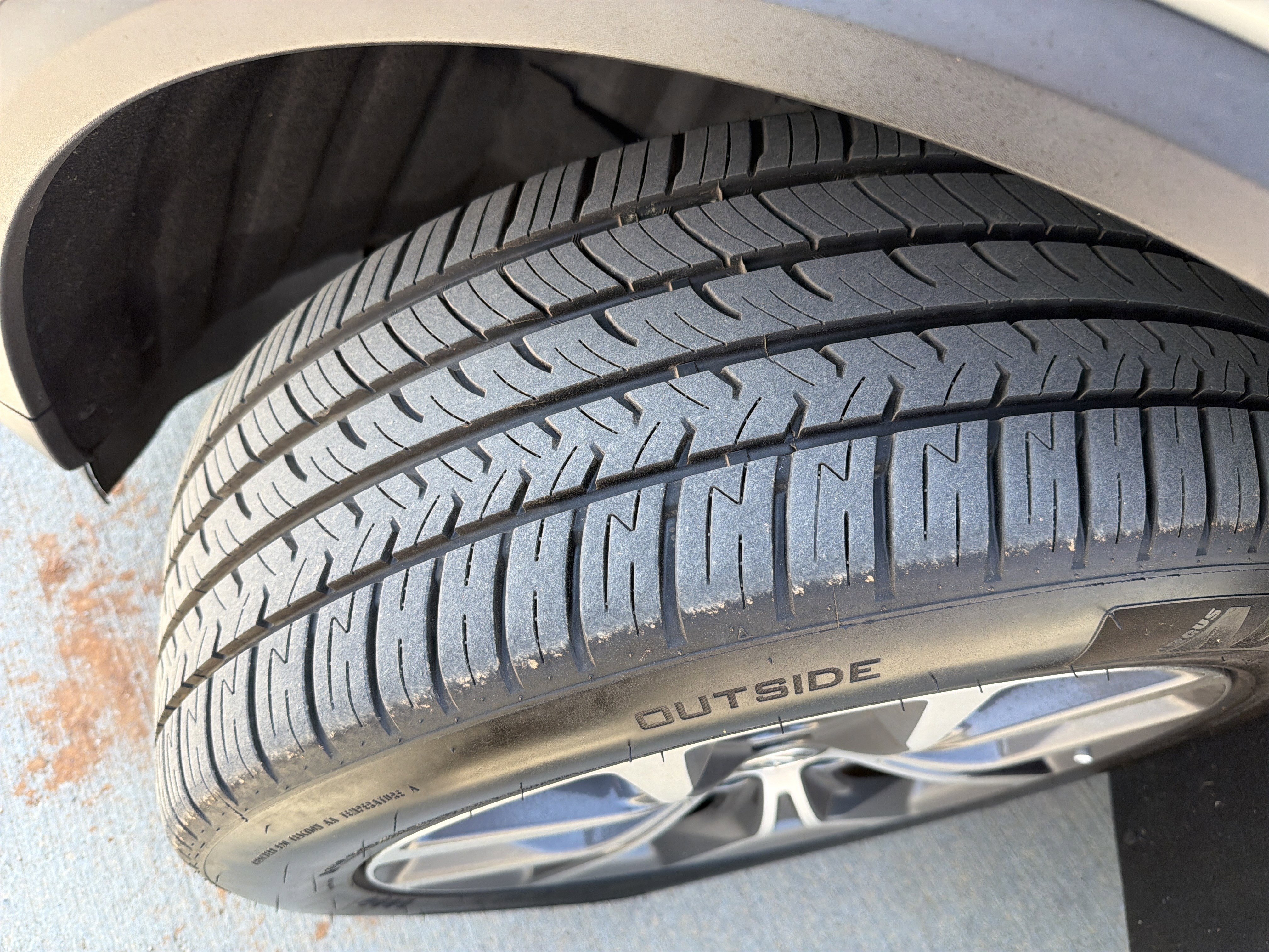 Certified 2024 Acura MDX FWD w/ Technology Package image 6