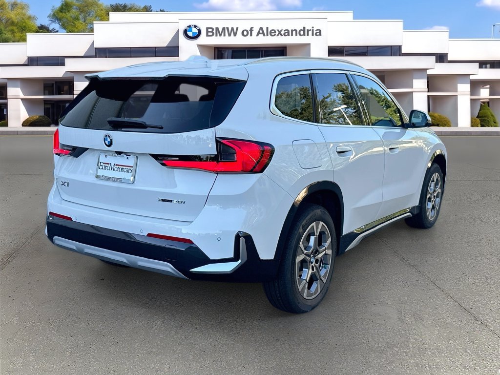 New 2027 BMW X1 xDrive28i AWD/4WD image 5