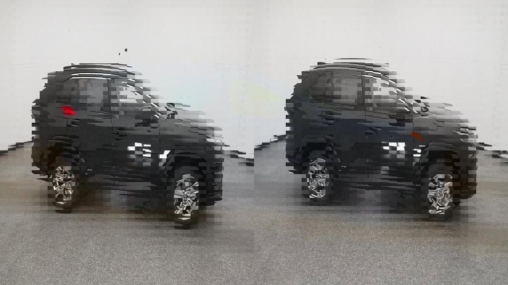 New 2025 Toyota RAV4 LE image 11