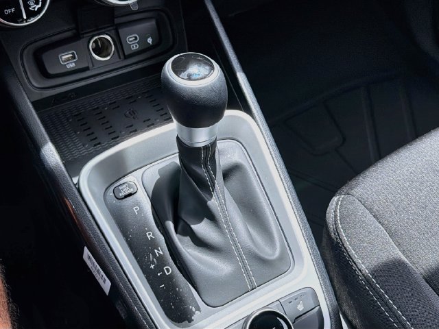 New 2026 Hyundai Venue SEL FWD image 16