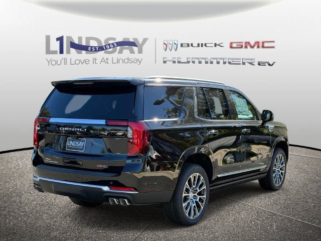 New 2026 GMC Yukon Denali w/ Denali Reserve Package AWD/4WD image 3
