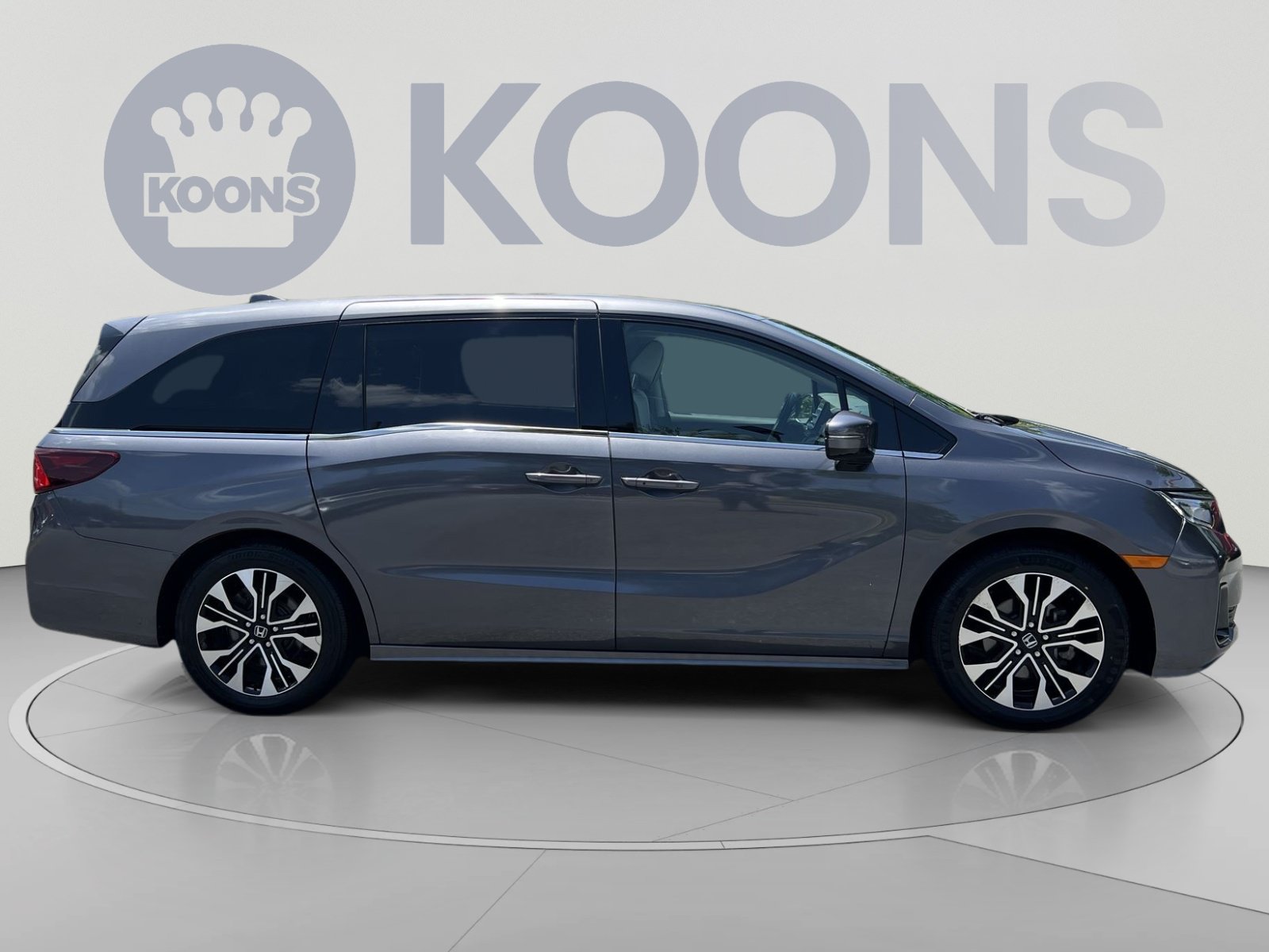 Used 2025 Honda Odyssey Elite image 8